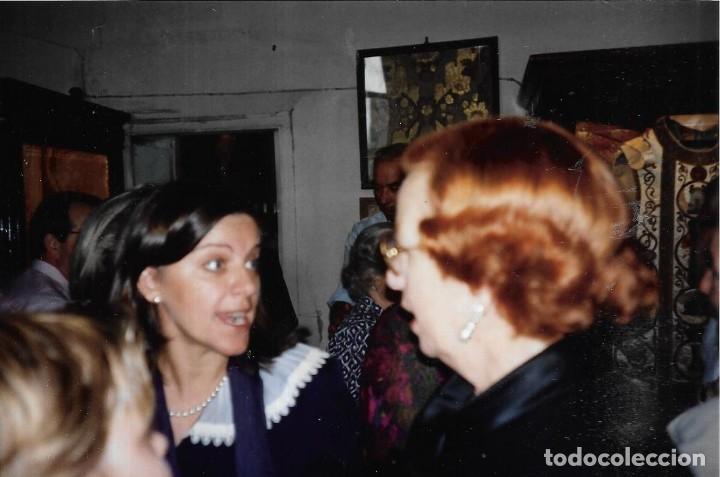 Fotograf&iacute;a antigua: :::: PN592 - FOTOGRAFIA - SRA. CARMEN INSA DE LA ROPERIA INSA CON UNAS AMIGAS