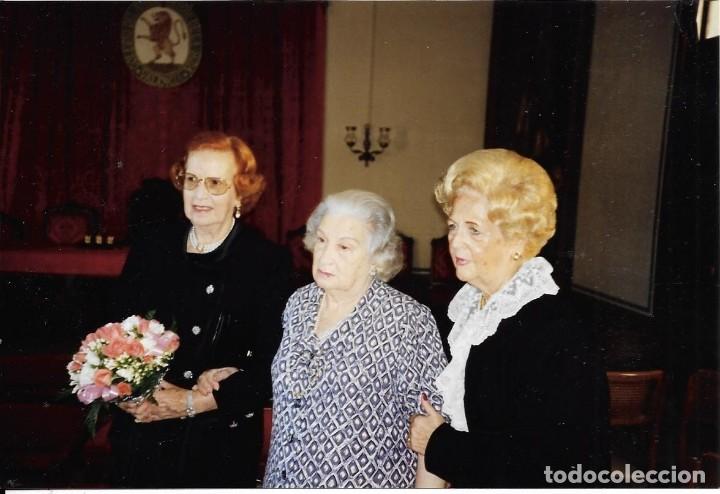 Fotograf&iacute;a antigua: :::: PN589 - FOTOGRAFIA - SRA. CARMEN INSA DE LA ROPERIA INSA CON UNAS AMIGAS