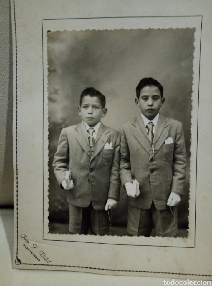 Fotografia antiga: Ni&ntilde;os comuni&oacute;n Foto S Vidal