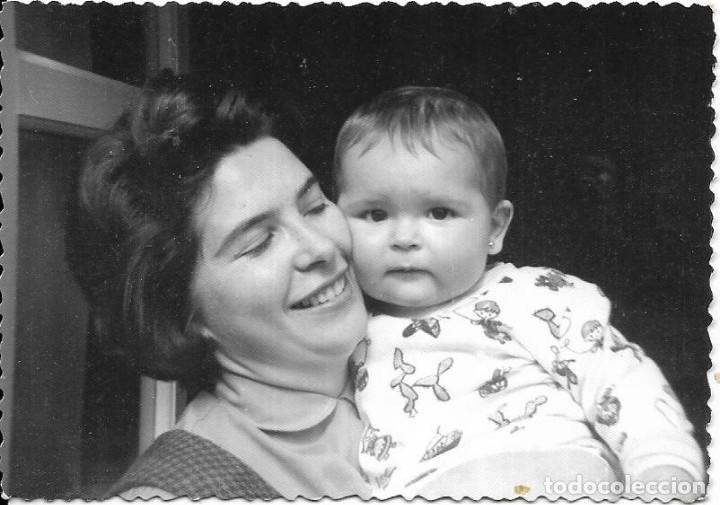 Antique Photography: == AB195 - FOTOGRAFIA - SE&Ntilde;ORA CON UN BEB&Eacute; EN BRAZOS