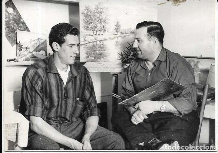 Fotografia antiga: == FA488 - FOTOGRAFIA - PINTOR ANTONIO MANTAGUD EN SU ESTUDIO CON UN AMIGO
