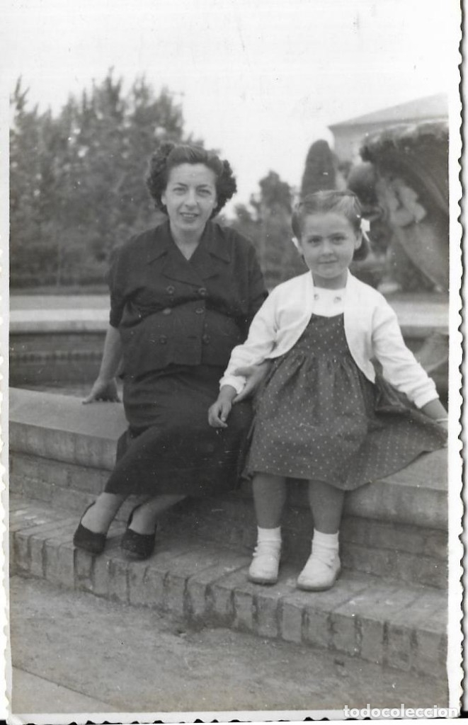 Fotograf&iacute;a antigua: == FA605 - FOTOGRAFIA - SE&Ntilde;ORA CON UNA NI&Ntilde;ITA