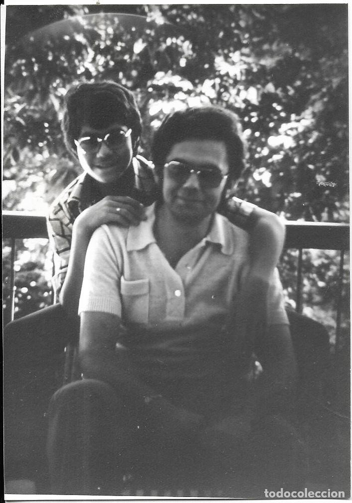 Fotograf&iacute;a antigua: == FA612 - FOTOGRAFIA - JOVEN CON SU PAPA