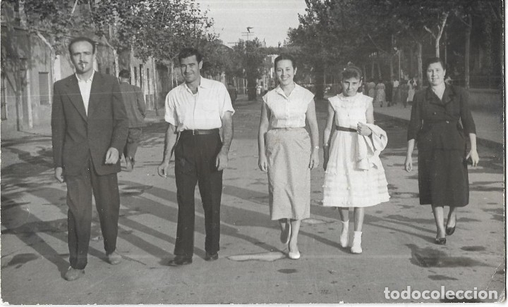 Fotograf&iacute;a antigua: == FA632 - FOTOGRAFIA - GRUPO DE AMIGOS