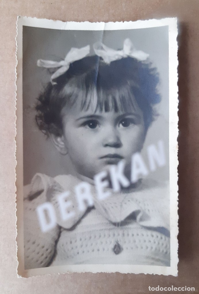 Fotografia antiga: ANTIGUA FOTOGRAF&Iacute;A NI&Ntilde;A PEQUE&Ntilde;A. TARJETA POSTAL. ASTURIAS. TROQUELADA.