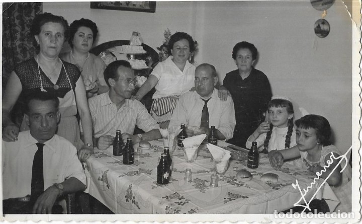 Fotograf&iacute;a antigua: :::: W557 - FOTOGRAF&Iacute;A - GRUPO DE AMIGOS