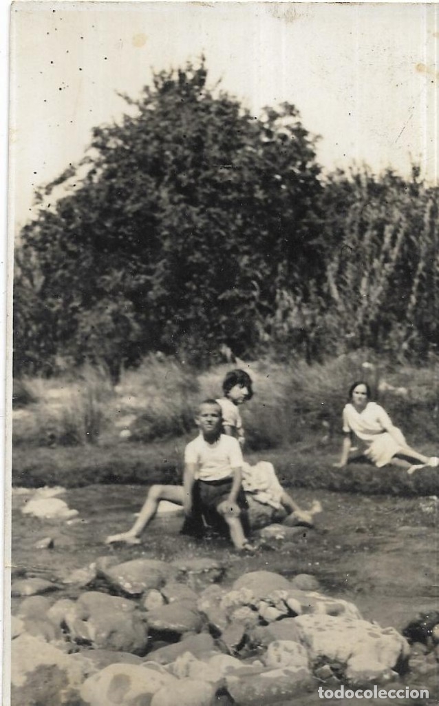 Fotograf&iacute;a antigua: :::: FA200 - FOTOGRAF&Iacute;A - JOVENES EN EL CAMPO