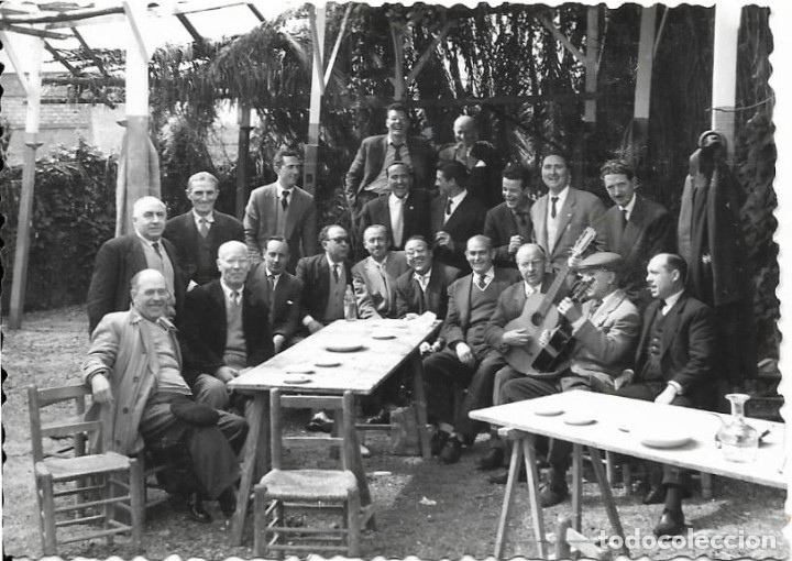 Fotograf&iacute;a antigua: :::: AF454 - FOTOGRAFIA - GRUPO DE AMIGOS