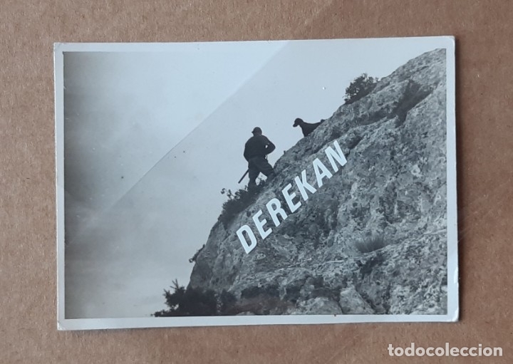 Alte Fotografie: ANTIGUA FOTOGRAF&Iacute;A CAZADOR CON PERRO. CINEFOTO GONZ&Aacute;LEZ. VALENCIA.