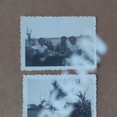 Fotografía antigua: LOTE 3 FOTOGRAFÍAS 2 PAREJAS. PLAYA. HUERTA. 1954. AÑOS 50. VALENCIA. TROQUELADAS.. Lote 178212575