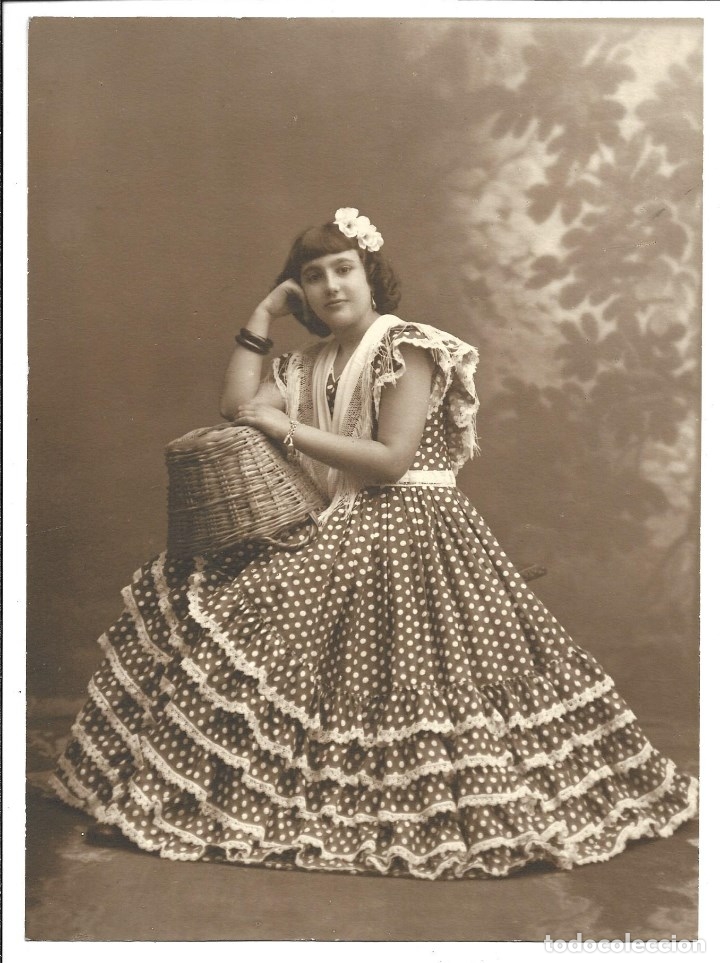 Fotograf&iacute;a antigua: R56-EXTRAORDINARIA FOTOGRAFIA ANTIGUA DE UNA DAMA CON TRAJE ANDALUZ - FOTO- - - - -