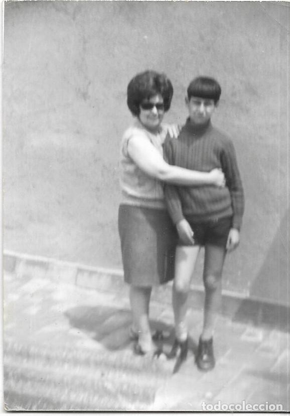 Fotograf&iacute;a antigua: :::: A153 - FOTOGRAFIA - SE&Ntilde;ORA Y JOVENCITO