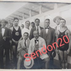 Fotografía antigua: FOTOGRAFIA CLUB NATACION ATHLETIC BARCELONETA AÑOS 20/30. Lote 187322137