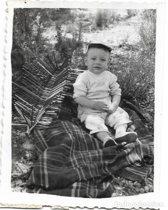 Fotograf&iacute;a antigua: :::: HH09 - FOTOGRAFIA - NI&Ntilde;ITO EN EL CAMPO