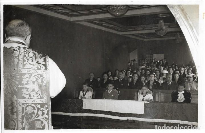 Fotograf&iacute;a antigua: :::: LL64 - FOTOGRAFIA - GRUPO DE JOVENCITOS DE PRIMERA COMUNION - 18 X 12 CM.