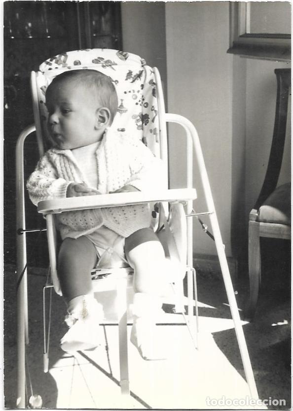 Fotograf&iacute;a antigua: *** HH364 - FOTOGRAFIA - BEBE SENTADITO EN SU TRONA