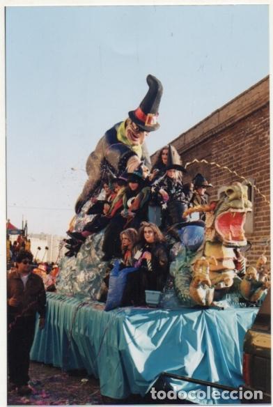 Fotograf&iacute;a antigua: FOGRAFIA CARNAVAL DE CADIZ. CARROZA EN LA GRAN CABALGATA  FOTCAR-250