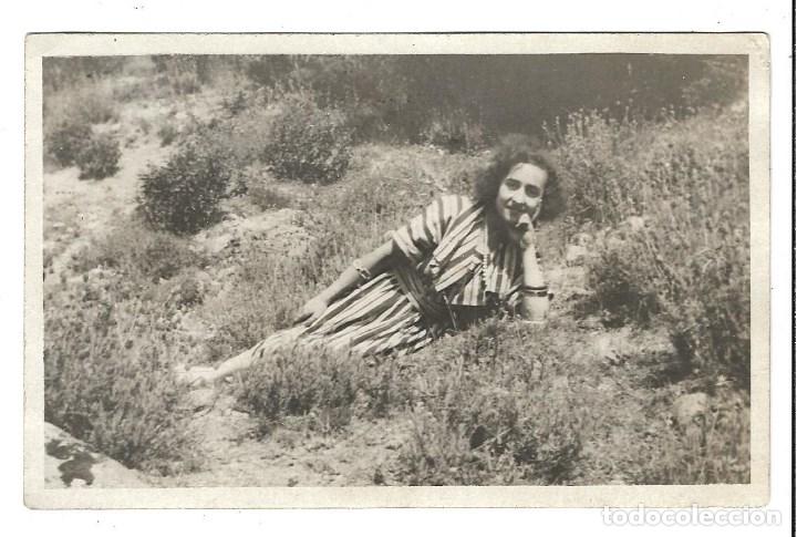 Fotografia antica: FOTOGRAFIA ANTIGUA DE - UNA DAMA EN EL CAMPO FOTO - - - - -