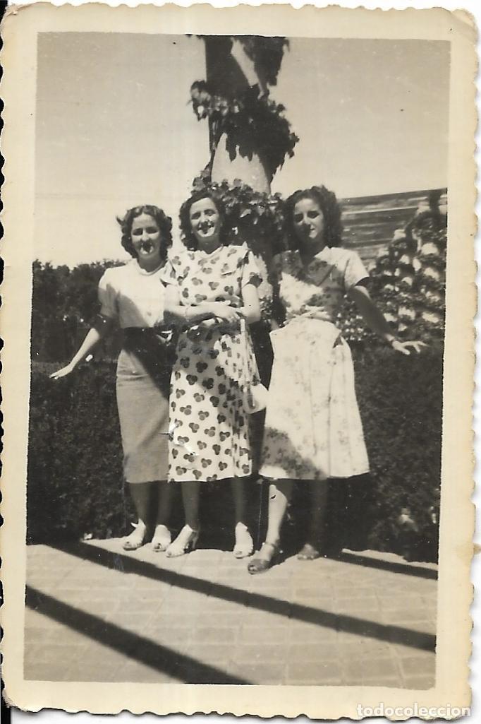 Fotograf&iacute;a antigua: :::: GG834 - FOTOGRAFIA - TRES AMIGAS