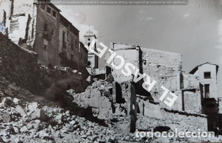 Fotografia antica: ANTIGUA FOTOGRAFIA DE GANDESA D' EBRE RUINAS DE LA VILA VIEJA MEDIDAS 9 X 14 CM.