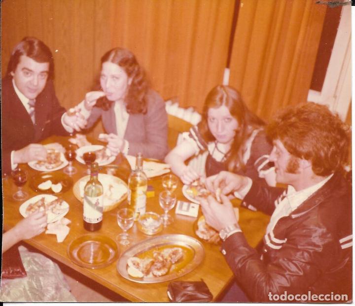 Fotograf&iacute;a antigua: :::: FA227 - FOTOGRAFIA - AMIGOS EN UNA COMIDA