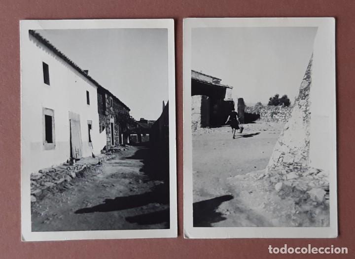 Fotografia antica: LOTE 2 FOTOGRAF&Iacute;AS CALLES EN UN PUEBLO. A&Ntilde;OS 50.