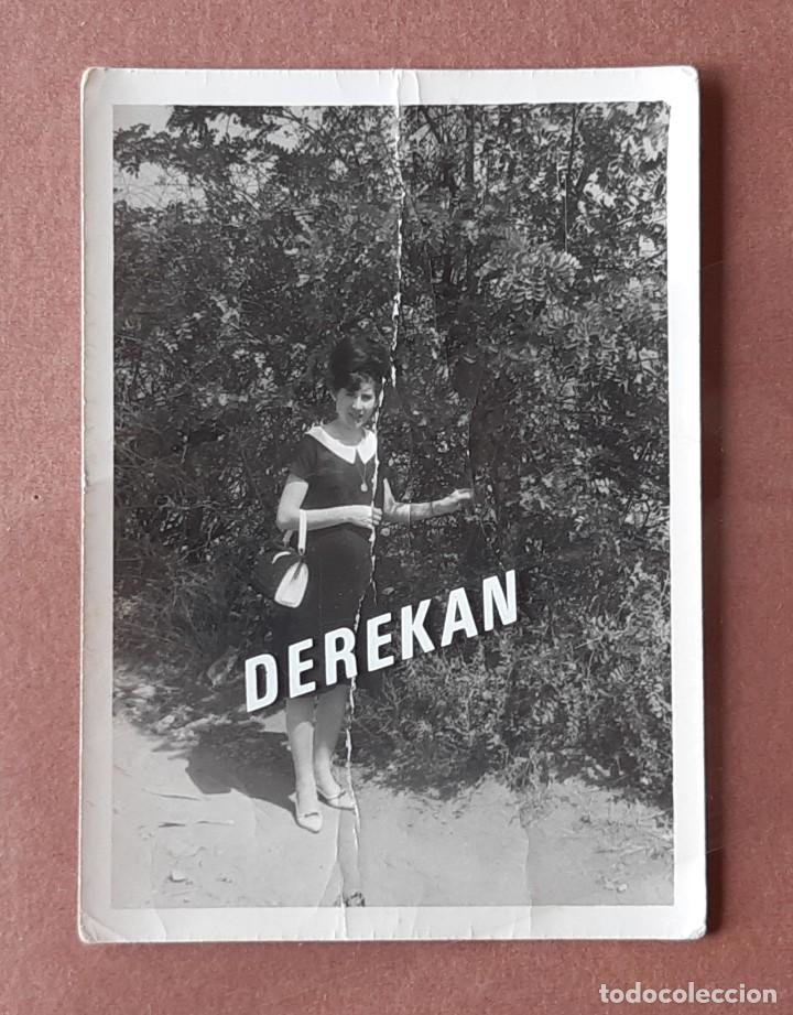 Fotograf&iacute;a antigua: ANTIGUA FOTOGRAF&Iacute;A MUJER J&Oacute;VEN. A&Ntilde;OS 60.