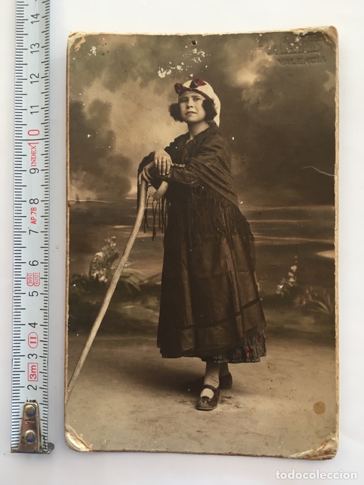Alte Fotografie: FOTO. VESTIDA DE ZAGALA. FOT&Oacute;GRAFIA, J. LLOPIS. VAL&Egrave;NCIA. H. 1920?.
