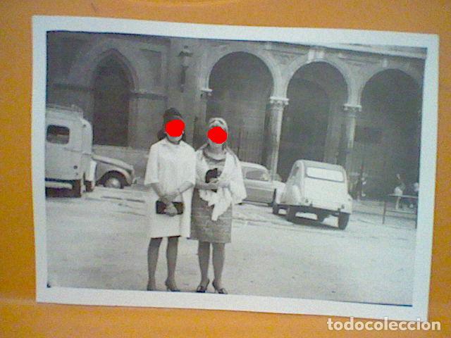 Fotograf&iacute;a antigua: CITROEN DYANE SEAT COCHES CLASICOS FOTO PARTICULAR 10,5 X 7,5 CMS