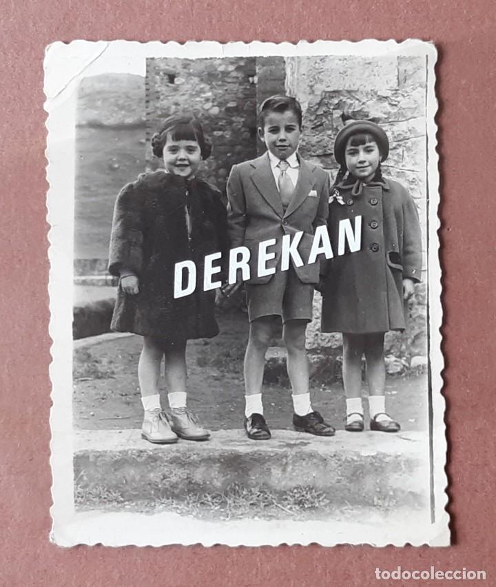 Photographie ancienne: ANTIGUA FOTOGRAF&Iacute;A NI&Ntilde;OS. FOTO GABINO. POLA DE LENA. ASTURIAS. 1956. A&Ntilde;OS 50. TERESA PAJE.