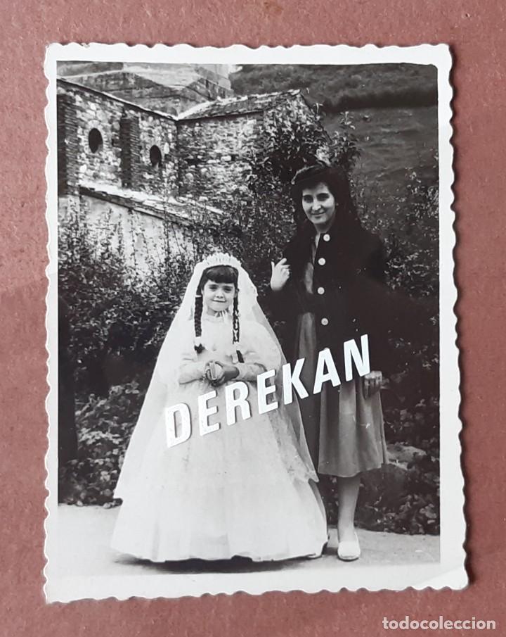 Photographie ancienne: ANTIGUA FOTOGRAF&Iacute;A NI&Ntilde;A COMUNI&Oacute;N. FOTO MILLO. POLA DE LENA. ASTURIAS. A&Ntilde;OS 50. TERESA PAJE.