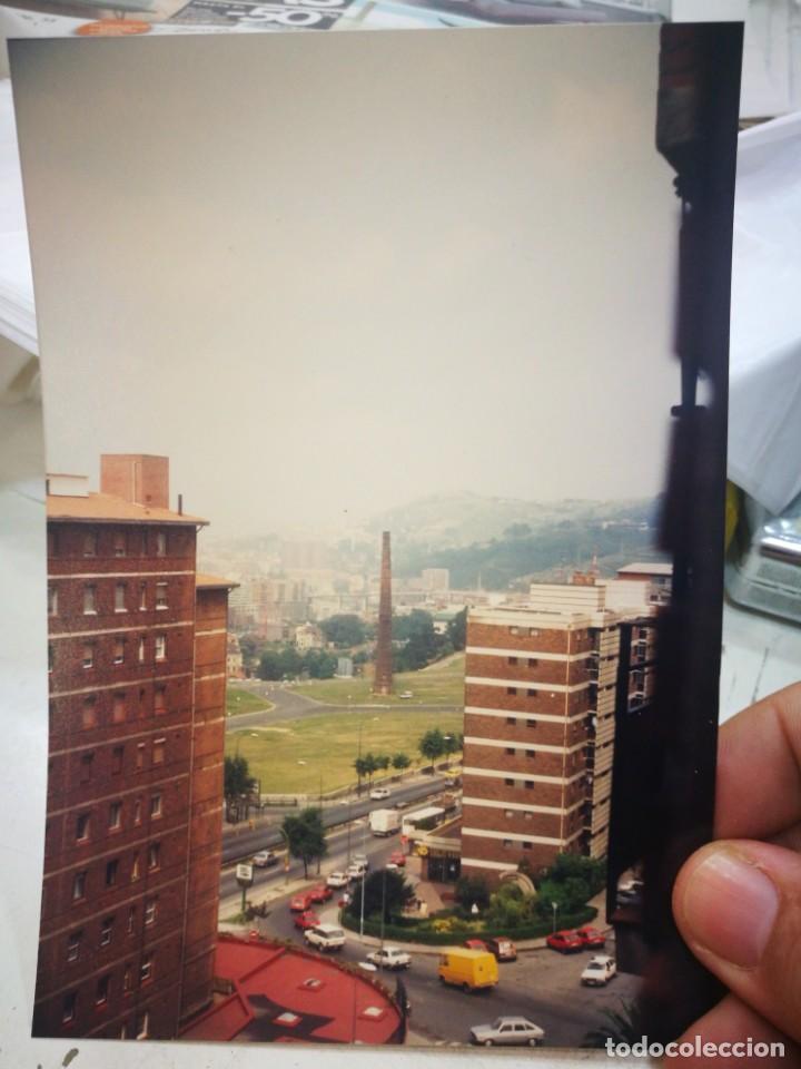 Fotograf&iacute;a antigua: Fotograf&iacute;a Bilbao Chimenea de Etxebarria desde un Edificio 1990 Original - Foto 1