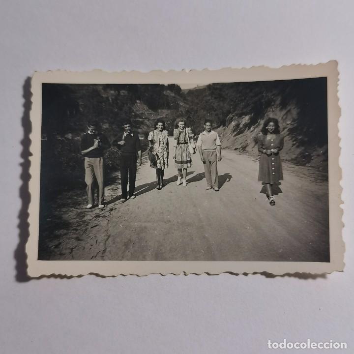 Antique Photography: ANTIGUA FOTOGRAFIA - REGRESO DE SAN HILARIO - 11 SEPTIEMBRE 1945 - 6,8 X 4,7 CM - 502