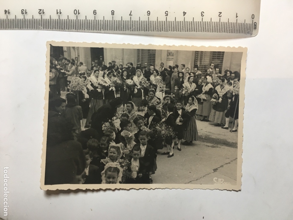 Antique Photography: FIESTAS MADALENA. OFRENDA FLORAL. CASTELL&Oacute;N, 22 MARZO 1949. FOTO GIL ROCA.