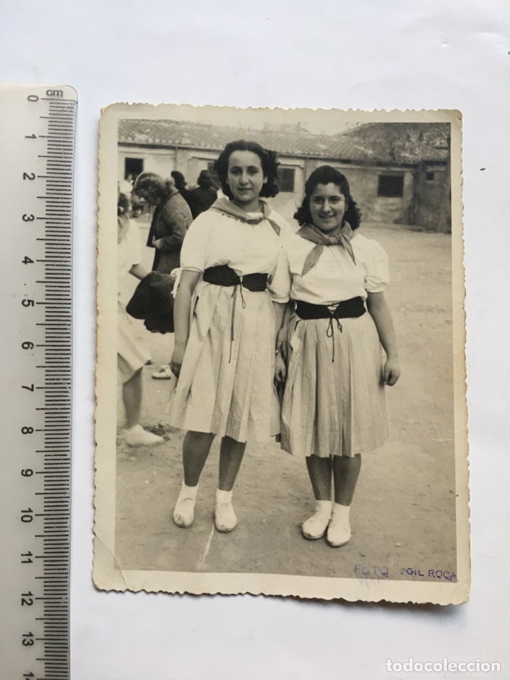 Antique Photography: CONCENTRACI&Oacute;N SECCI&Oacute;N FEMENINA. FOTO GIL ROCA. CAATELLON, 24 MARZO 1940.