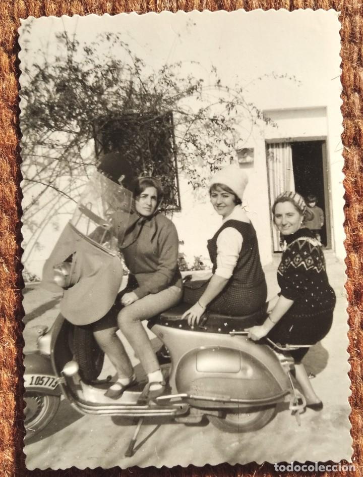 Fotograf&iacute;a antigua: VESPA
