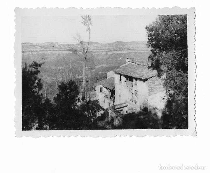 Fotograf&iacute;a antigua: FOTO ANTIGUA CASAS EN EL MONTE + REGALO