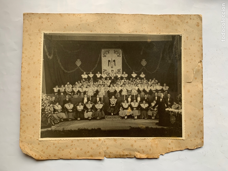 Fotograf&iacute;a antigua: FOTO. APOTEOSIS EN LA PRESENTACI&Oacute;N DE LA REINA DE LES GAYATES Y CORTE DE HONOR. MANTENEDOR.