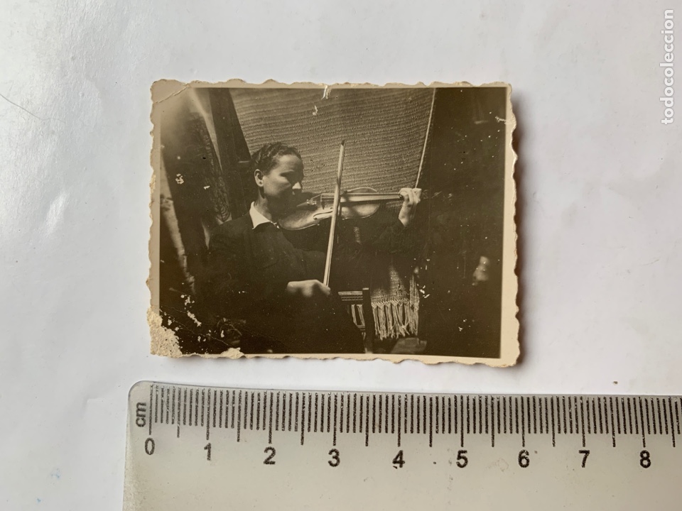 Fotograf&iacute;a antigua: FOTO. ENSAYO EN LA CLASE DE VIOL&Iacute;N. FOT&Oacute;GRAFO?.