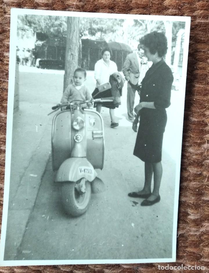Fotograf&iacute;a antigua: LAMBRETTA - Foto 1