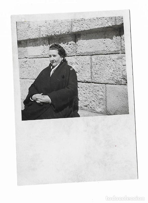 Fotograf&iacute;a antigua: FOTO DE UNA SE&Ntilde;ORA SENTADA