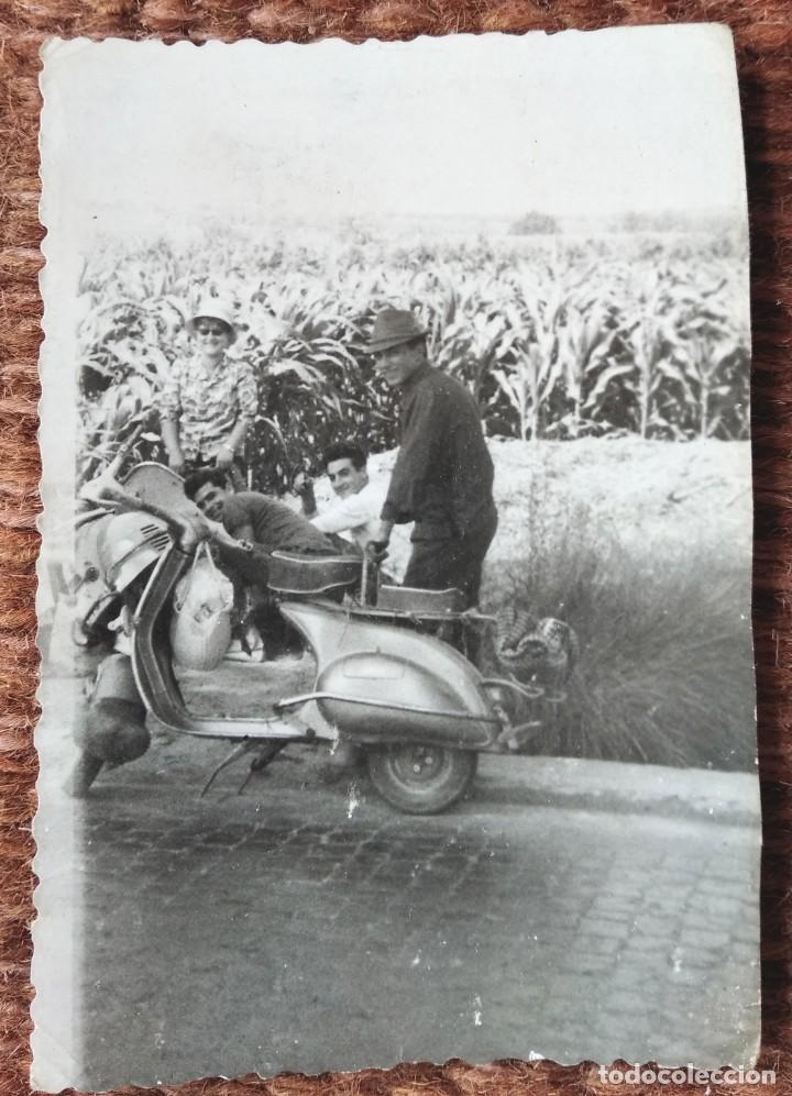 Fotograf&iacute;a antigua: VESPA