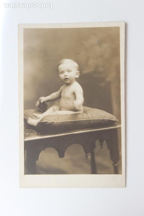 Alte Fotografie: NI&Ntilde;O DESNUDO Y SENTADO, 1913 FOTOGRAFO ALAN RUFFORD, NOTTINGHAM
