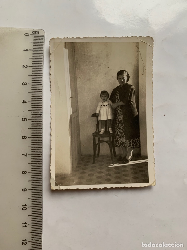 Alte Fotografie: FOTO. VICENTA CON SU NI&Ntilde;A. FOT&Oacute;GRAFO?.