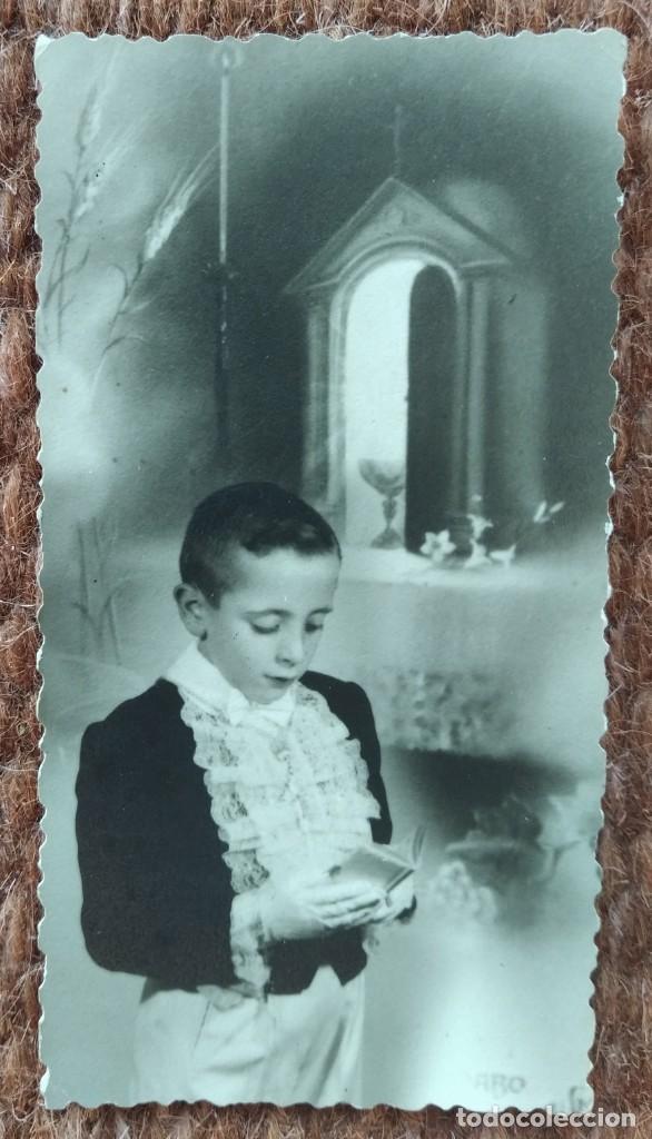 Alte Fotografie: recuerdo NI&Ntilde;O VESTIDO DE COMUNION 1958