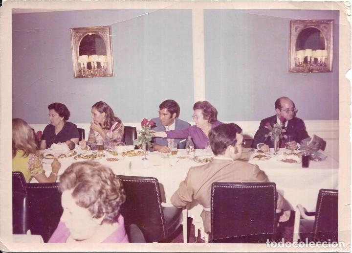 Photographie ancienne: :::: PN306 - FOTOGRAFIA - AMIGOS EN UN BANQUETE - 18 X 12 CM.