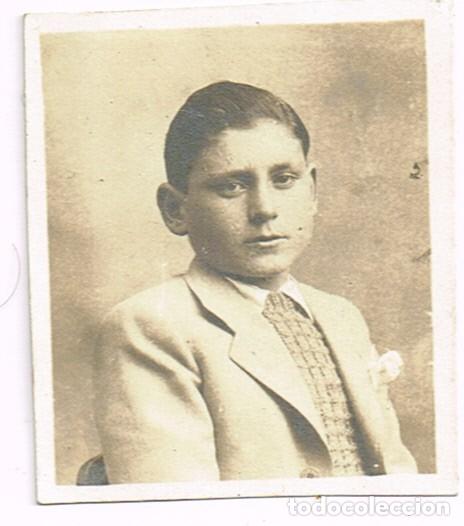 Fotograf&iacute;a antigua: 1930&acute;s ca. PEQUE&Ntilde;A FOTOGRAF&Iacute;A DE UN CHAVAL&Iacute;N: &rdquo;NI&Ntilde;O TRISTE&rdquo;