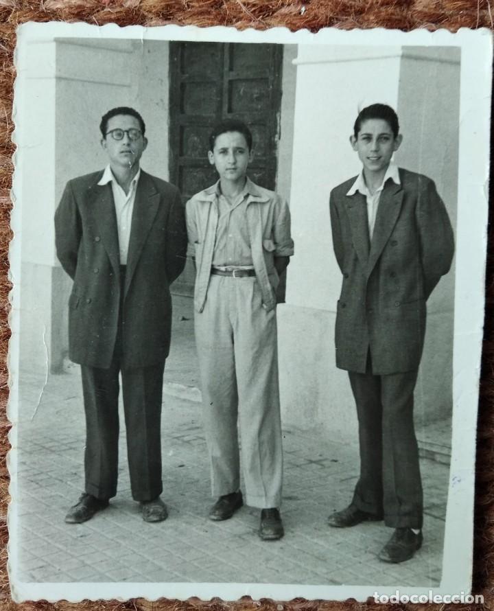 Fotografia antiga: MOZOS - FOTO: MOLINA - CAUDETE - ALBACETE