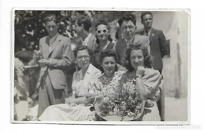 Fotograf&iacute;a antigua: 48010-EXTRAORDINARIA FOTOGRAFIA ANTIGUA- RECUERDO DE PARTIDO- FOTO -VI&Ntilde;AS-MONTESA -1.942