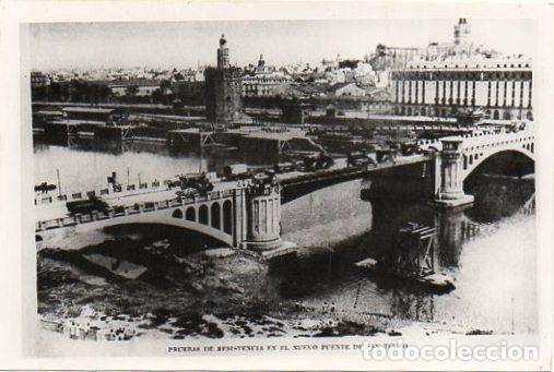 Fotograf&iacute;a antigua: FOTOGRAFIA DE POSTAL ANTIGUA DE SEVILLA . PUENTE SAN TELMO 17,8X12,6 CM. FOTSEV-1527,4